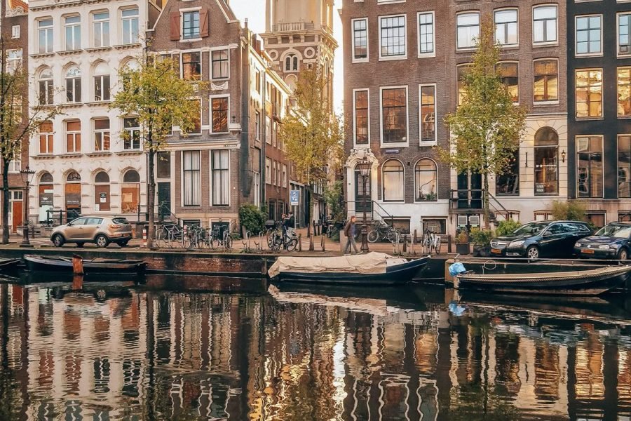 Amsterdam-Bruksel