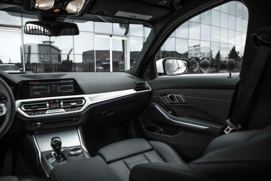 2020 BMW 330i