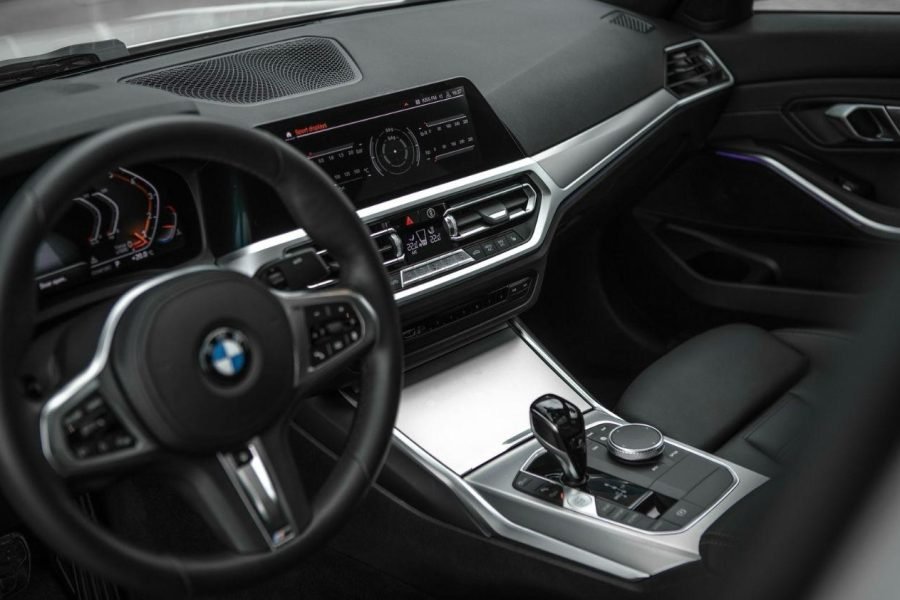 2020 BMW 330i